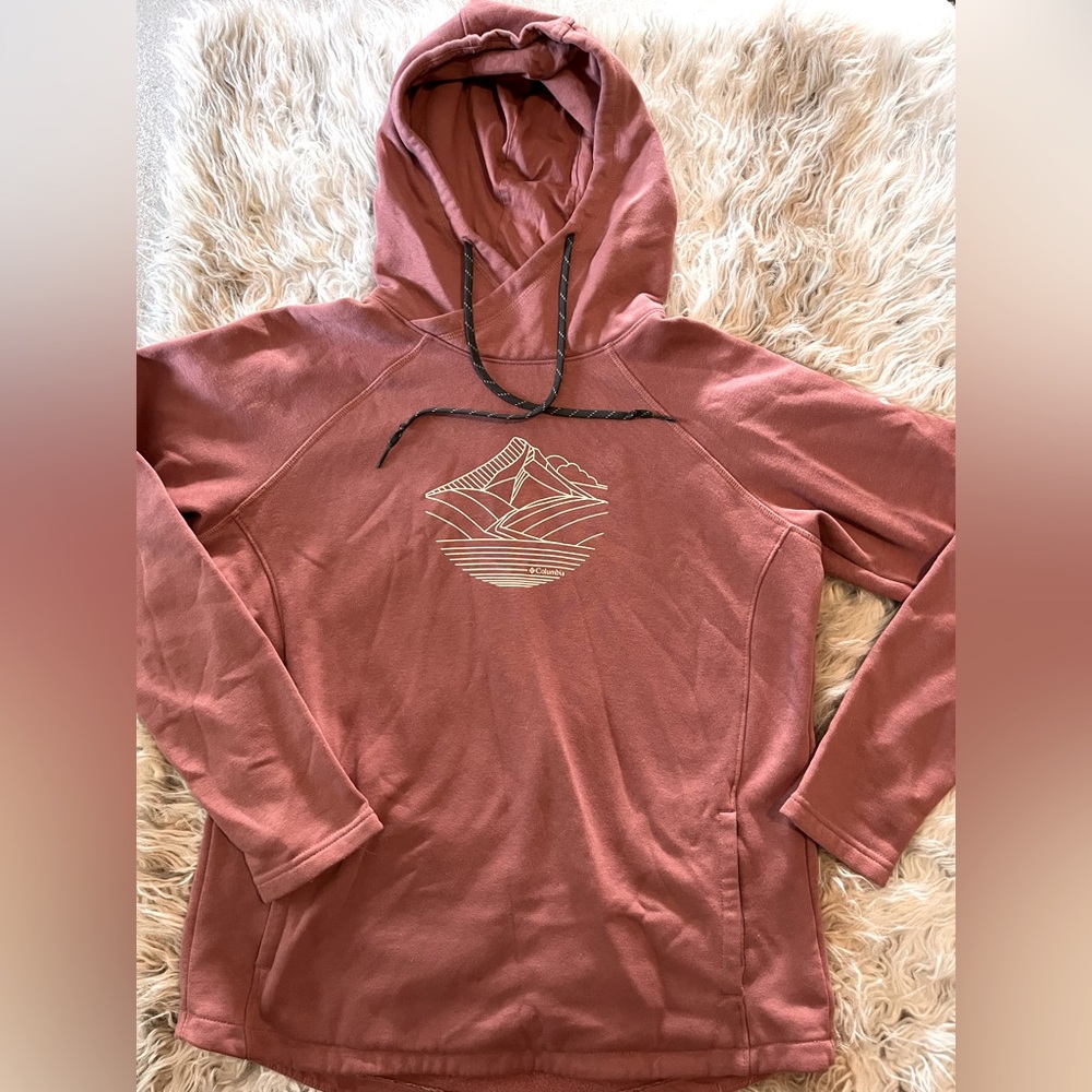 Columbia sweatshirt